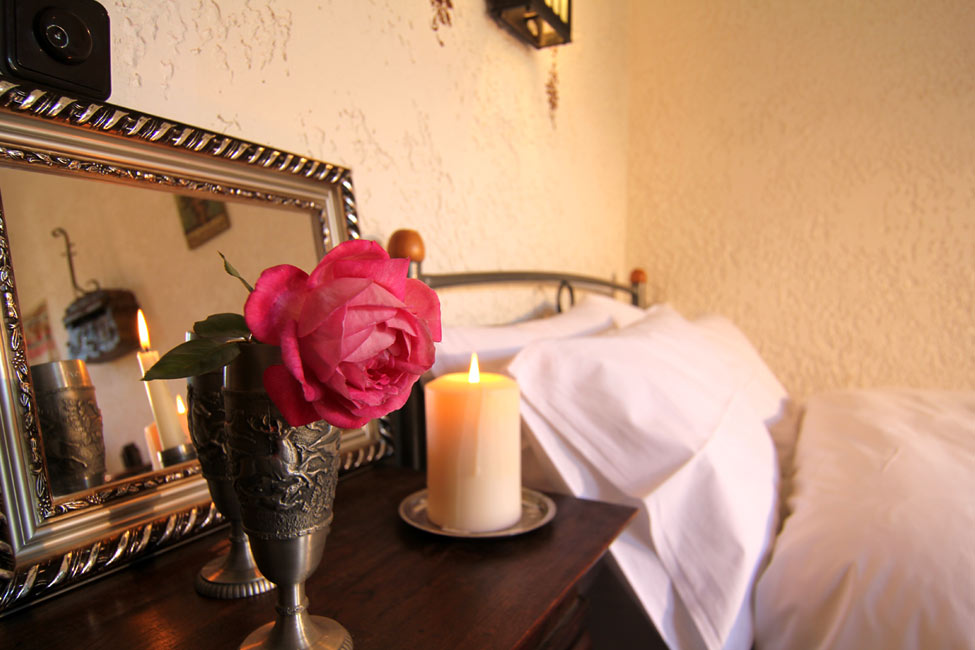 hotel booking agistro