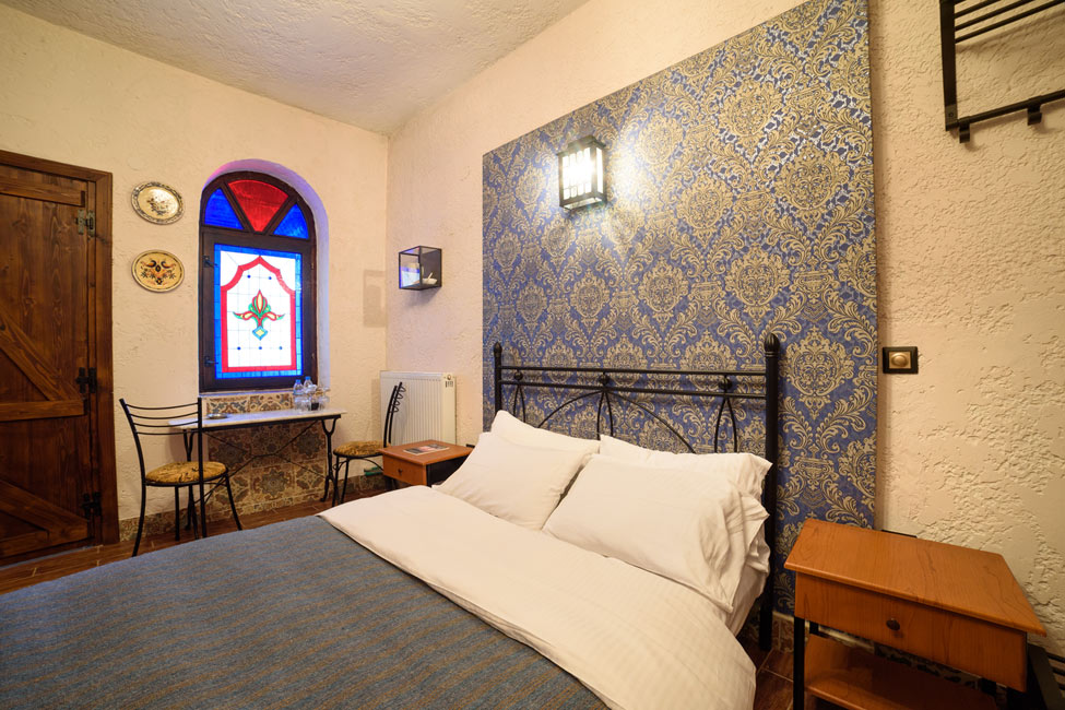 hotel booking agistro