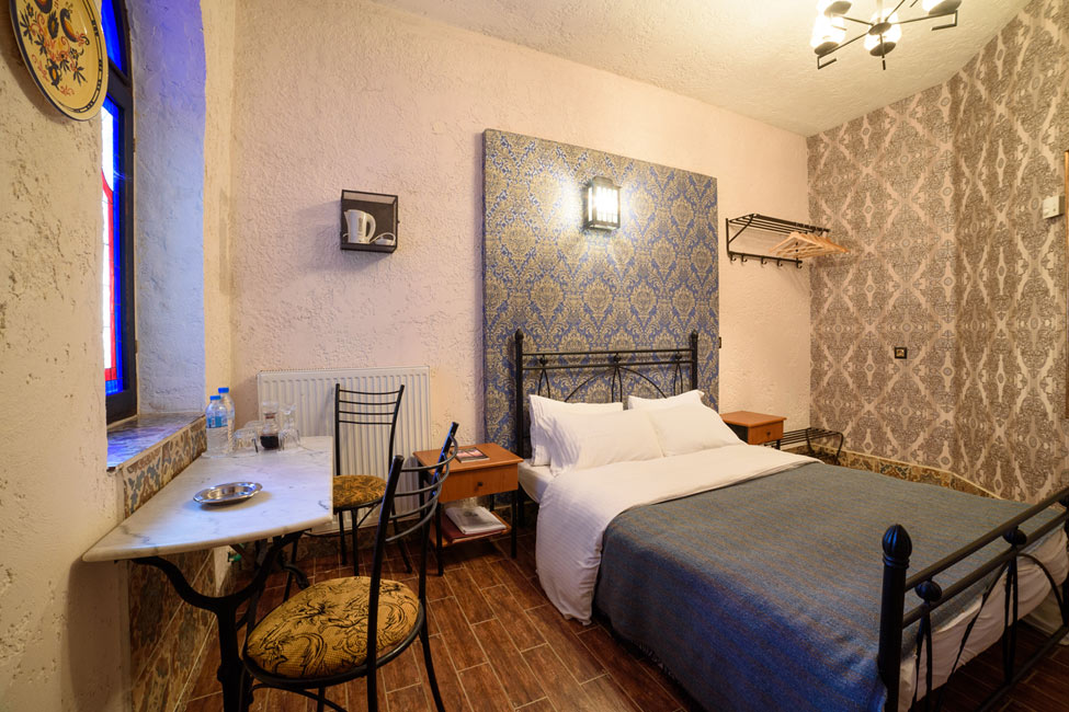 hotel booking agistro