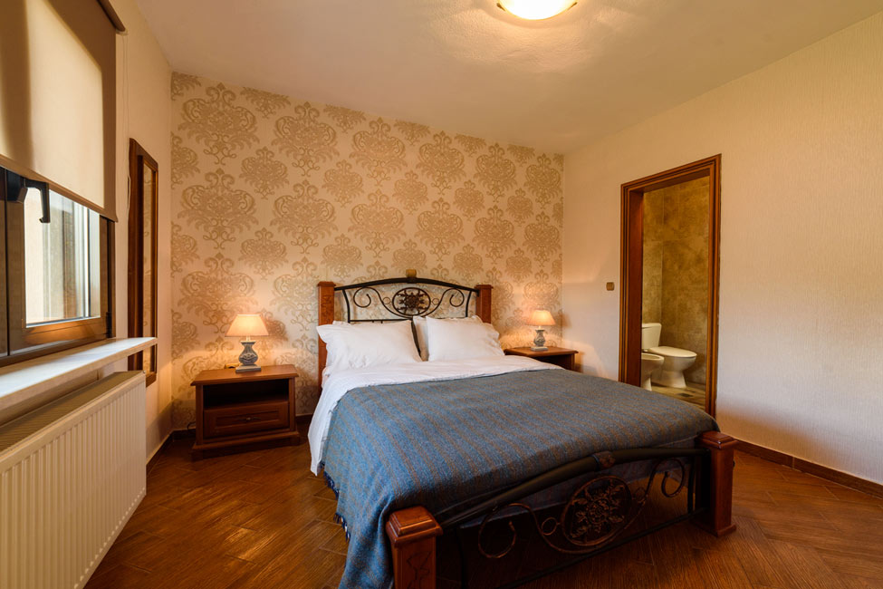 hotel booking agistro