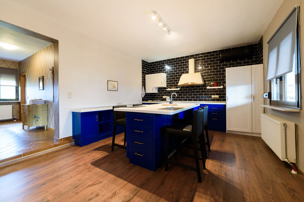 hotel booking agistro